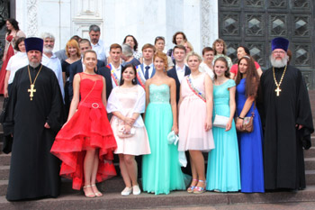 Торжественный выпускной акт православных школ и гимназий города Москвы