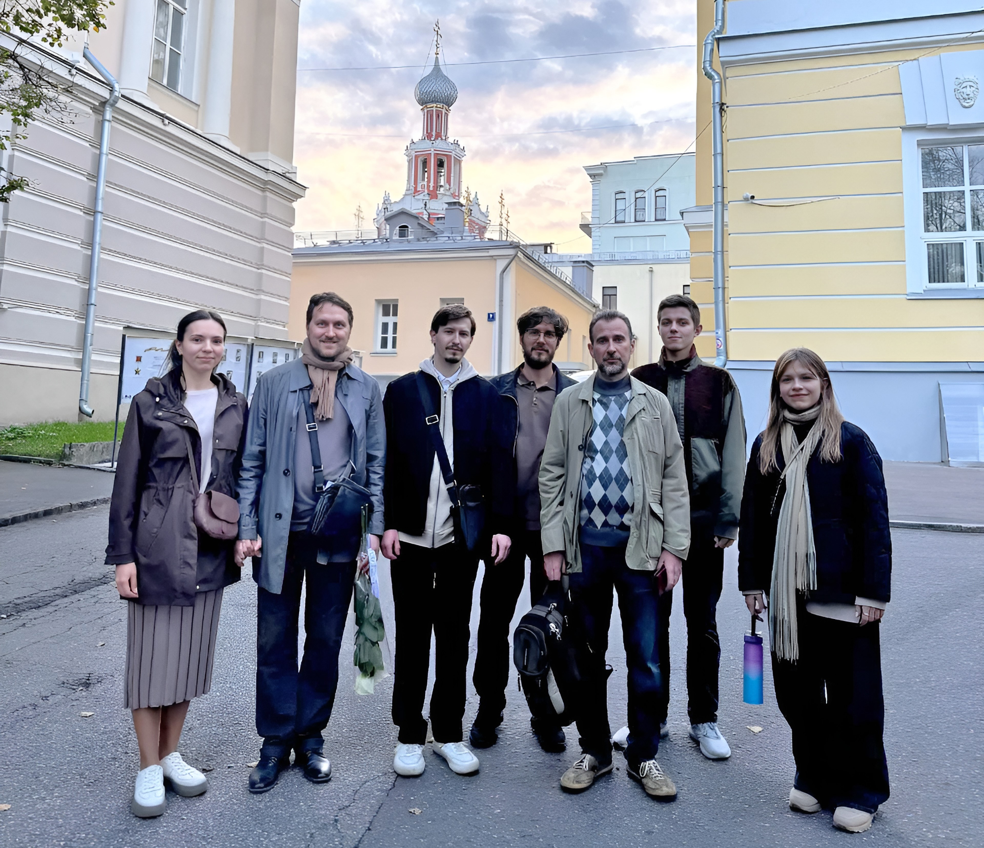 Молодёжная экскурсия по Воздвиженке Молодёжная экскурсия по Воздвиженке